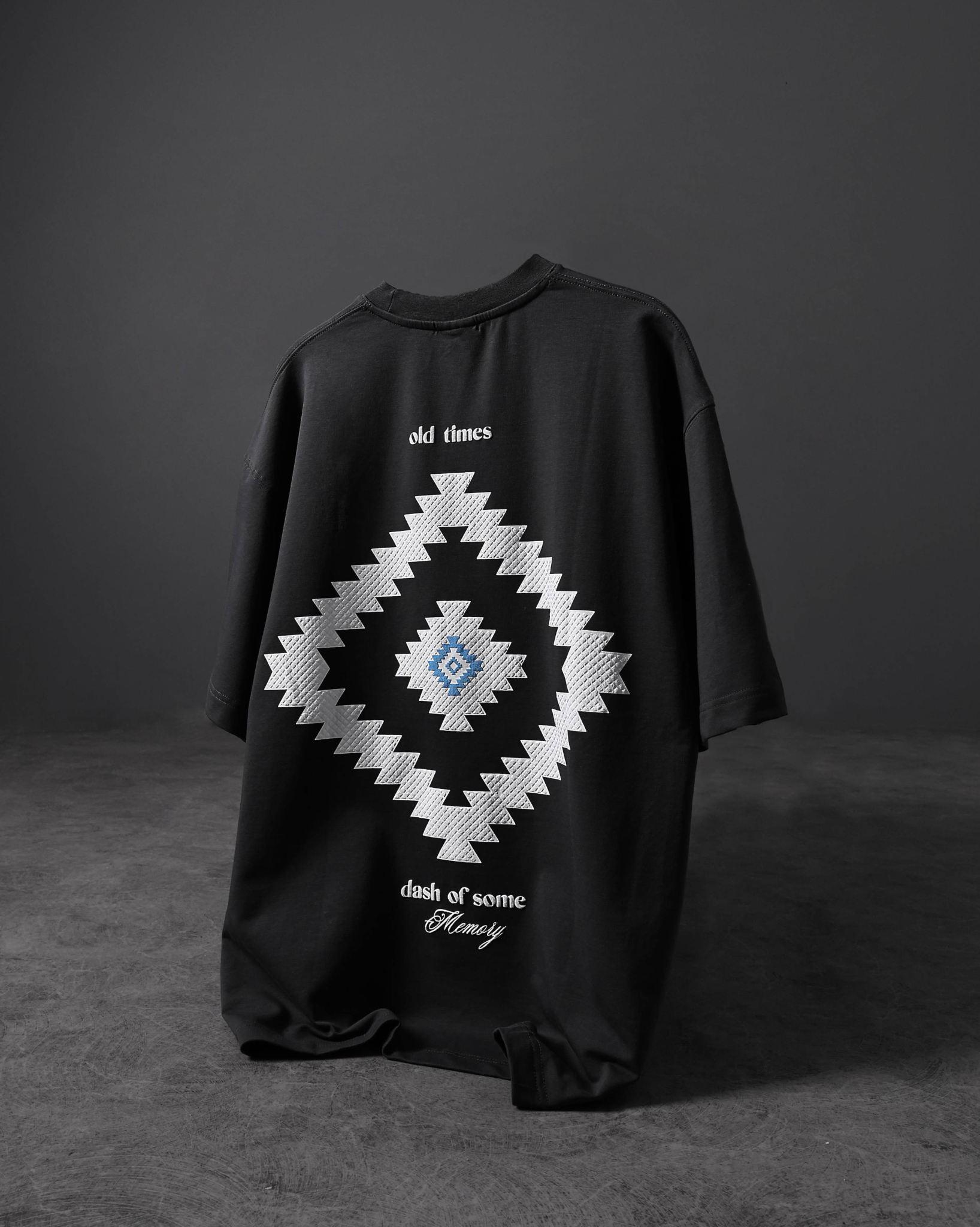 OLD TIMES TEE